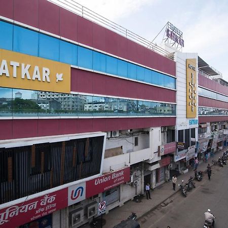 Hotel Satkar Surat Exterior photo